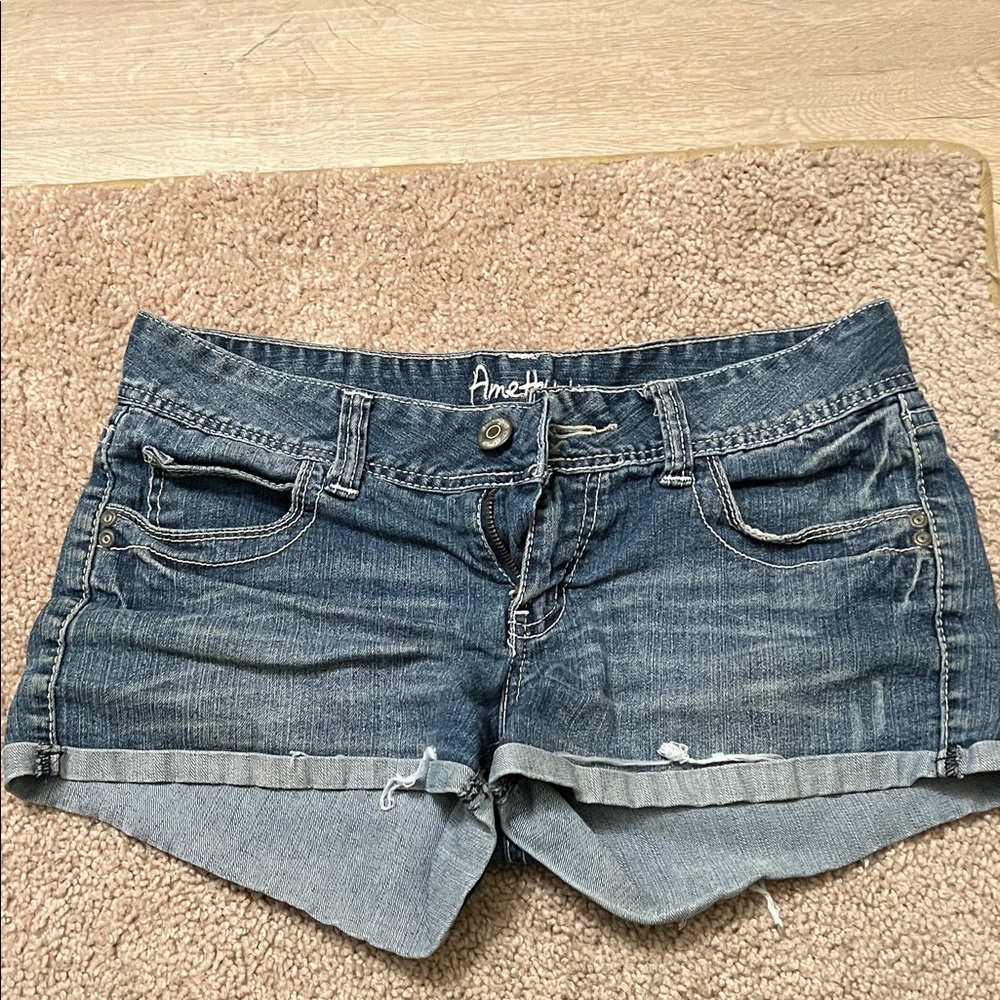 Amethyst Jeans Women's Rolled Hem Jean Shorts